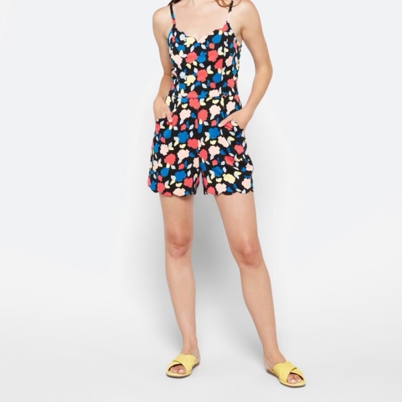 Beatriz Scallop Detail Romper - Picture 1 of 6